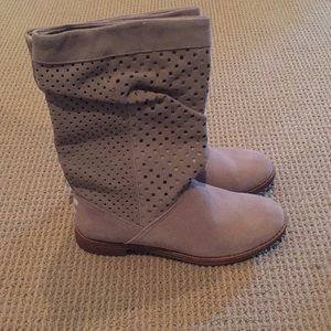 TOMS Suede Boots Size 7.5